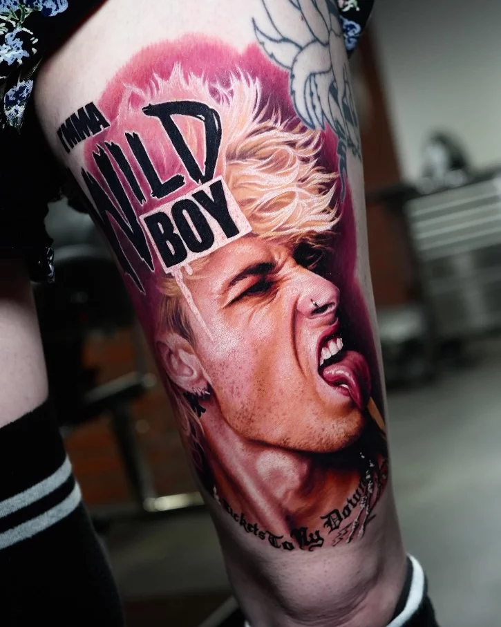 Farbe Highlight von Skull Tattoo nähe Frankfurt am Main