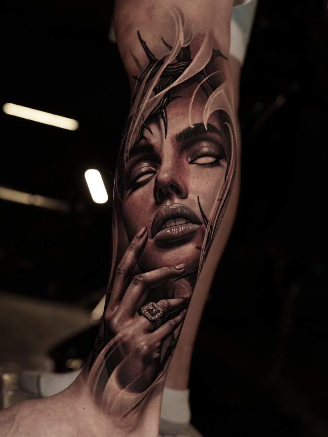 Realistisches Highlight von Skull Tattoo nähe Frankfurt am Main